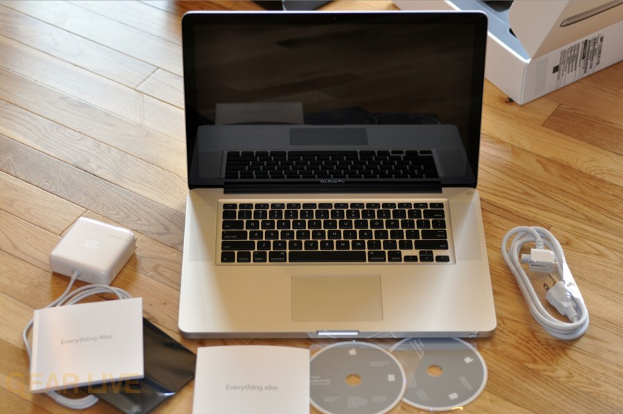 MacBook Pro 2009 fully unboxed MacBook Pro 2009 fully unboxed