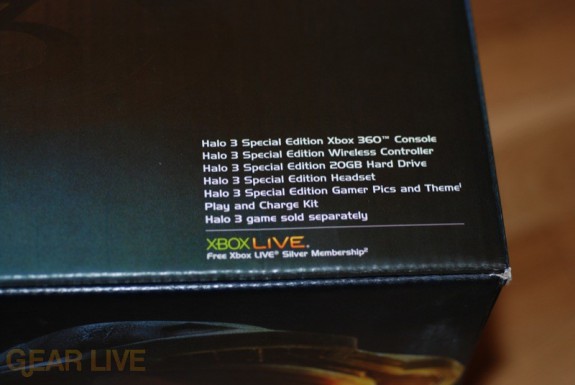 Bundled Pieces in Xbox 360 Halo 3 Special Edition