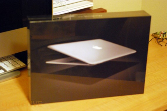 Alternate MacBook Air box shot