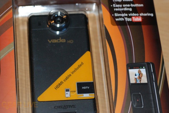 Creative Vado HD in box front