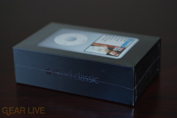 iPod classic Box Side View