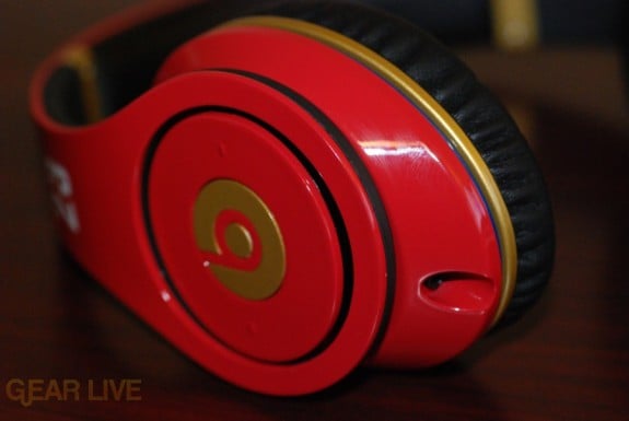 Beats by Dr. Dre Red LeBron James Customs outer cup