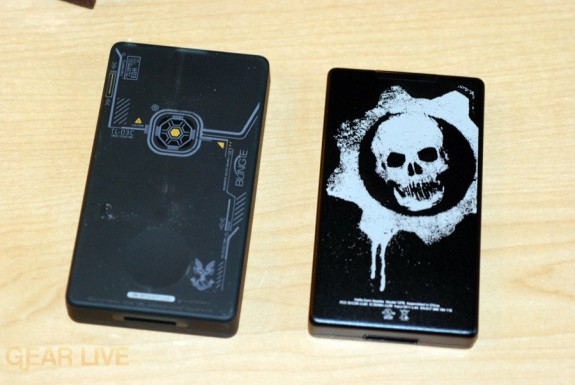 Gears of War 2 Zune vs. Halo 3 Zune