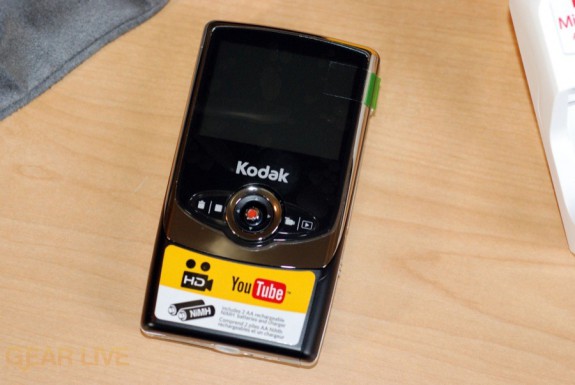 Kodak Zi6 camera front