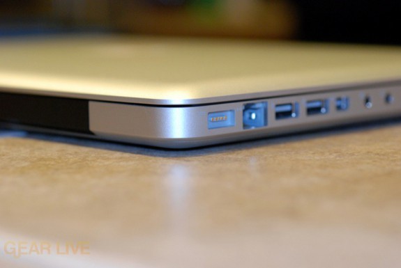 MacBook 2008 is thin