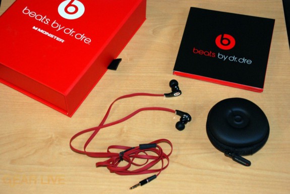 Beats by Dr. Dre Tour Earbuds unboxed