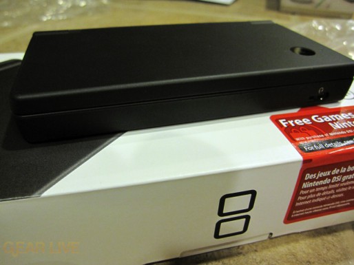 Nintendo DSi front closed