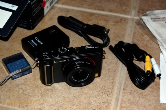 Panasonic Lumix LX3 unboxed