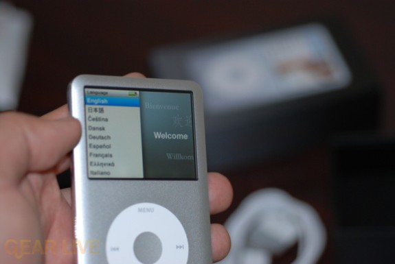 The iPod classic Unboxed