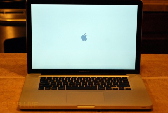 MacBook Pro 2008 boot up