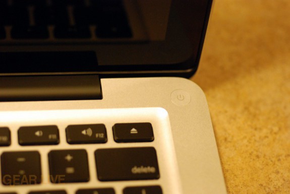 MacBook 2008 power button