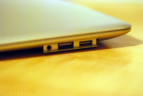 MacBook Air ports