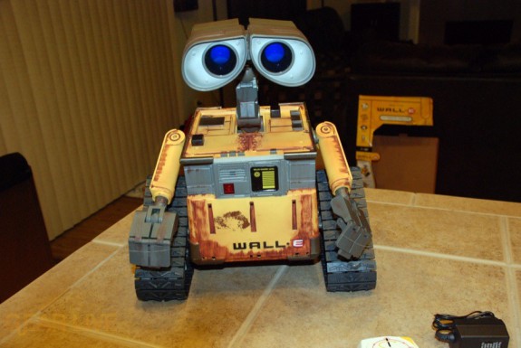 Ultimate Control Wall-E turned on