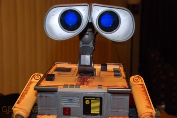 Ultimate Control Wall-E eyes blue