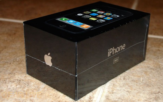 Side View of iPhone Box