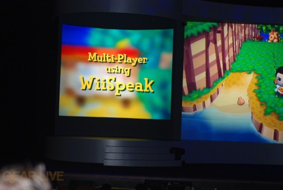 Nintendo E3 08: WiiSpeak microphone 3