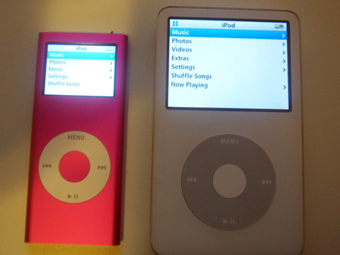 Side by side: 2g iPod nano and 5G iPod