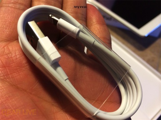 Apple iPad Air Lightning cable