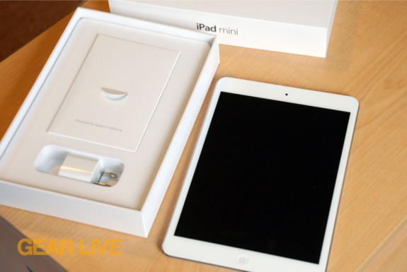 iPad mini out of box