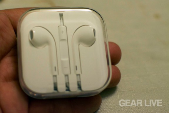 iPhone 5c EarPods