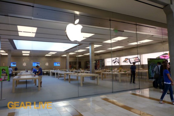 Apple Store - Bellevue Square Grand Re-opening