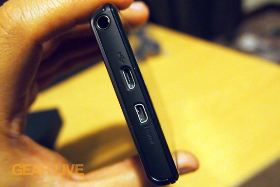 Droid RAZR USB and HDMI ports