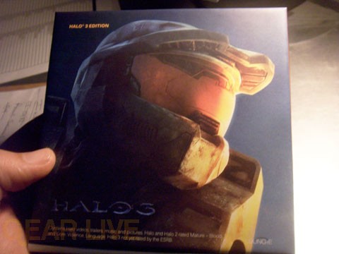 Halo 3 Edition Zune - Front of Box