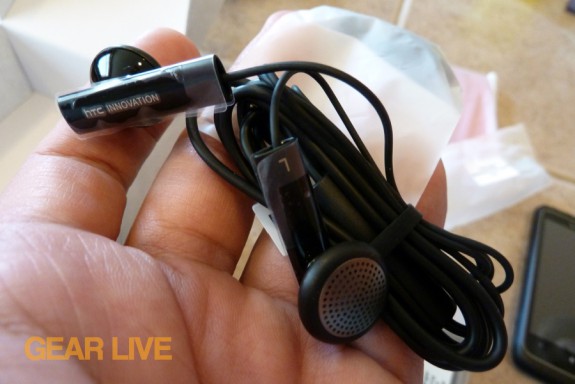 HTC Trophy earbuds