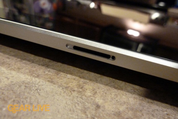 iPad 3G SIM card slot