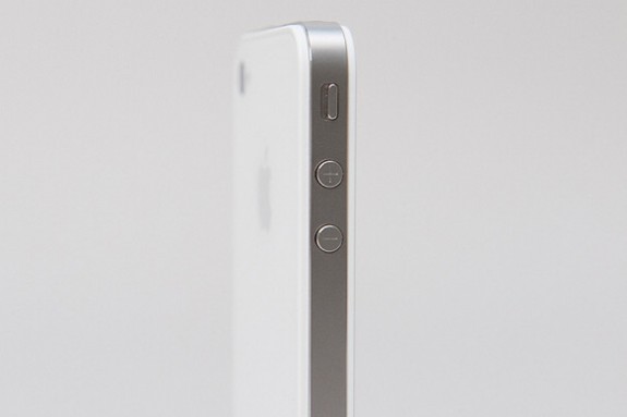 White iPhone 4 volume buttons