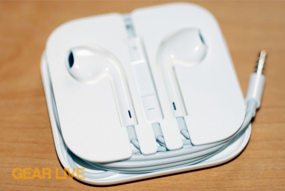 iPhone 5 White & Silver EarPods