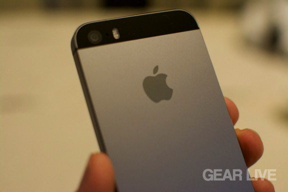 iPhone 5s Space Gray Apple logo