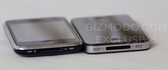 iPhone HD vs iPhone 3GS: Bottom