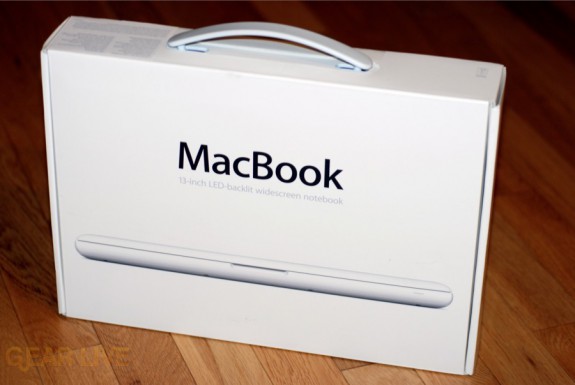 Unibody MacBook box