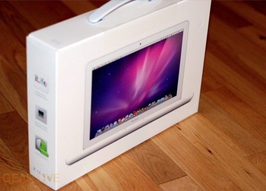 MacBook unibody pictured on box