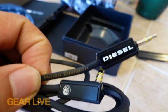 Diesel Logo headphone connector