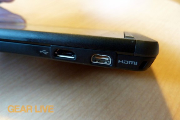 Motorola Droid X2 HDMI port