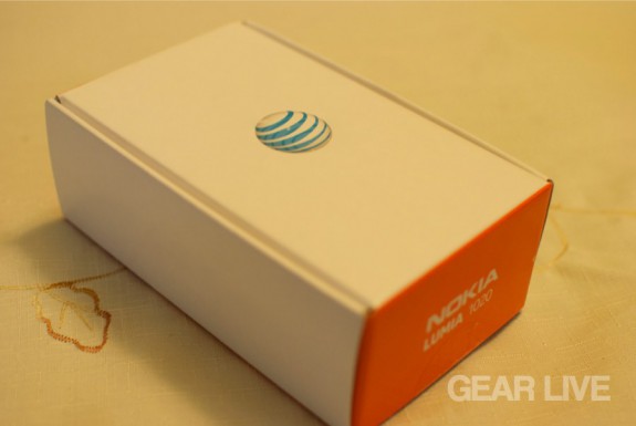 Nokia Lumia 1020 box AT&T logo