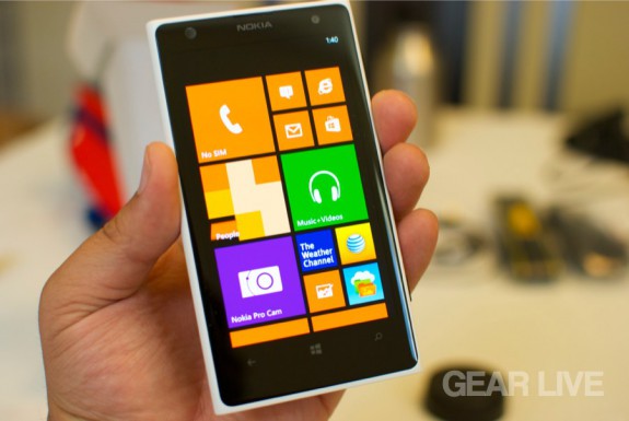 Nokia Lumia 1020 home screen