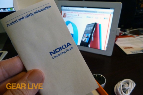 Nokia Lumia 900 product guide