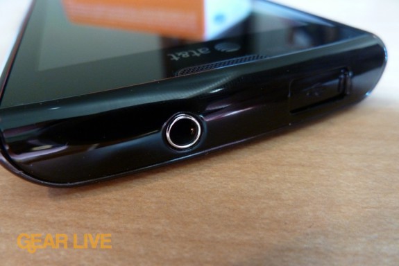 Samsung Captivate audio port