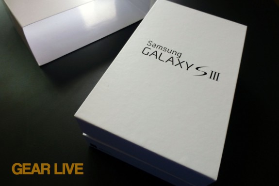 Samsung Galaxy S III inner box