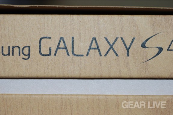 Samsung Galaxy S4 side logo