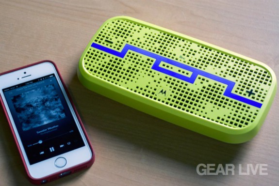  SOL Republic Deck Bluetooth Speaker with iPhone 5s