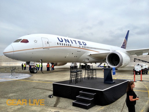 United 787 Dreamliner