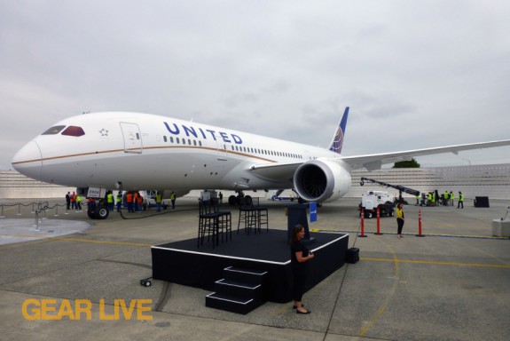 United 787 Dreamliner