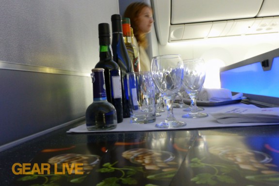 United Boeing 787 Dreamliner bar