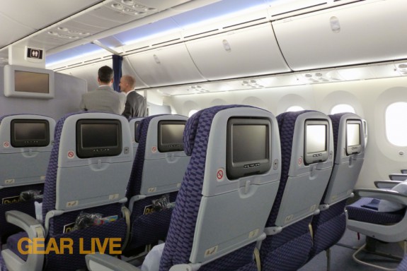 United Boeing 787 Dreamliner Interior