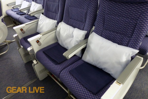 United Boeing 787 Dreamliner Interior