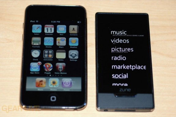 Zune HD vs. iPod touch size comparison